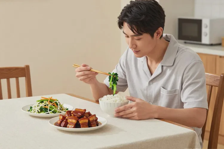 32岁中餐血糖13点0是怎么回事(图2)