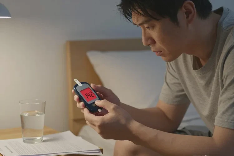 31岁晚上血糖27.9是怎么回事(图1)