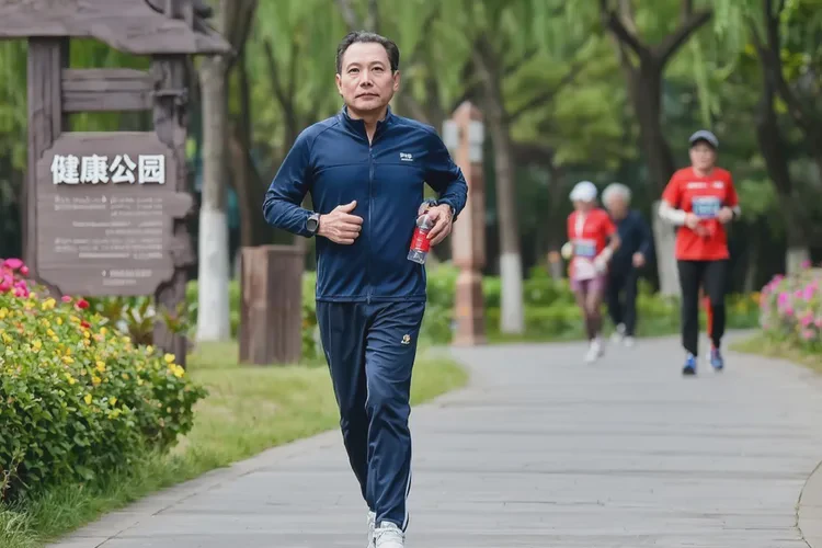 43岁空腹血糖14点1是怎么回事(图2)