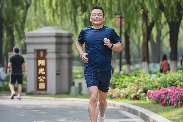 44岁晚上血糖18点7是怎么回事(图2)