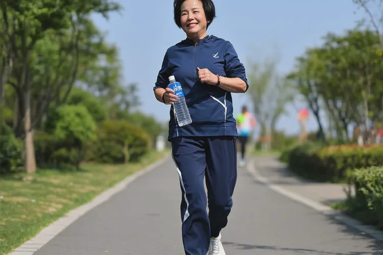 46岁中餐血糖29.3是怎么回事(图2)