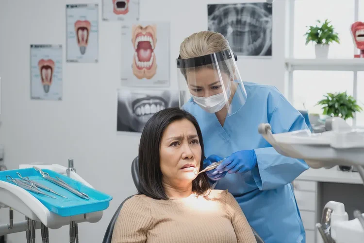 成人盡量不要矯正牙齒正畸(圖3)