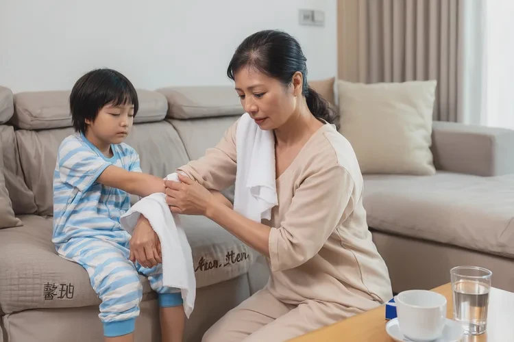 儿童打疫苗肿了一大块怎么办(图4)