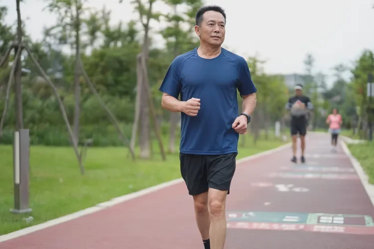 47歲中餐血糖15.8是怎么回事(圖2)