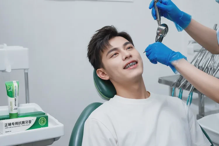 正畸后牙齒松動用什么牙膏好一點(圖2)