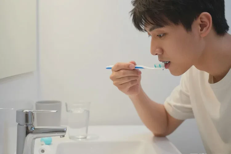 正畸牙齒后牙齒松動了(圖2)