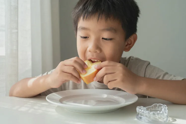 正畸后牙齒松動正常嗎怎么辦(圖2)