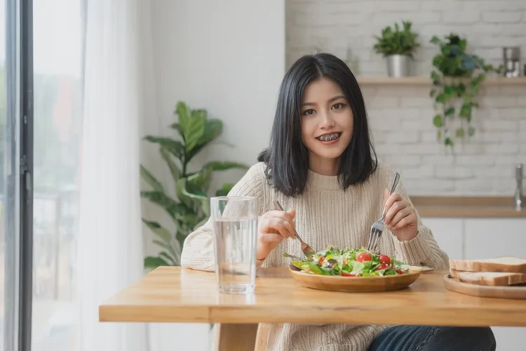 正畸牙齒有咔嚓聲音正常嗎怎么辦(圖4)