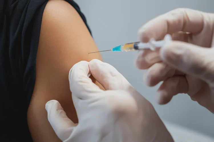 打疫苗的正確進(jìn)針?lè)椒?圖2)