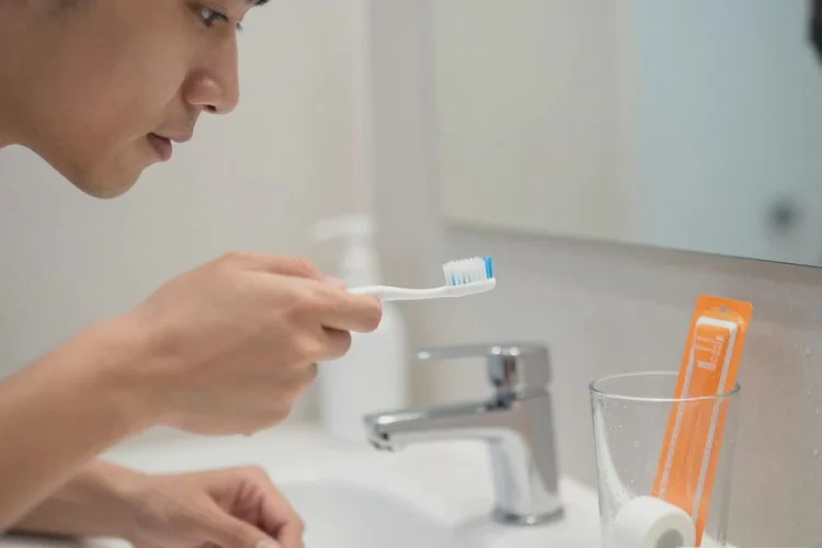 正畸牙齒咬東西痛(圖2)