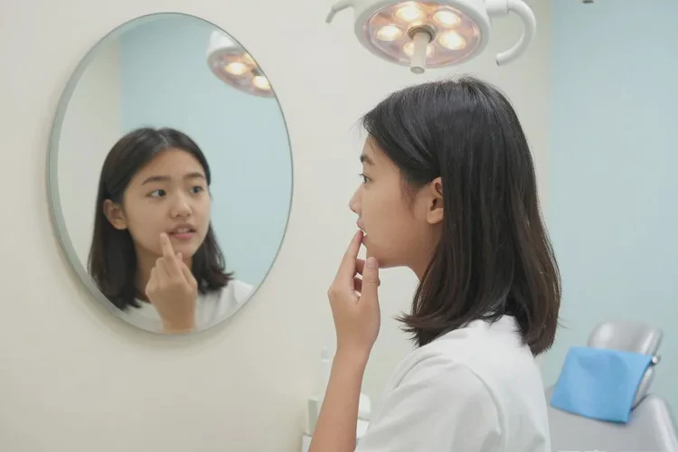 正畸牙齒歪了(圖2)