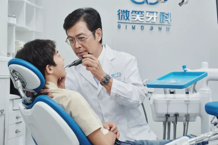 正畸發(fā)現(xiàn)牙齒松動怎么處理好(圖2)