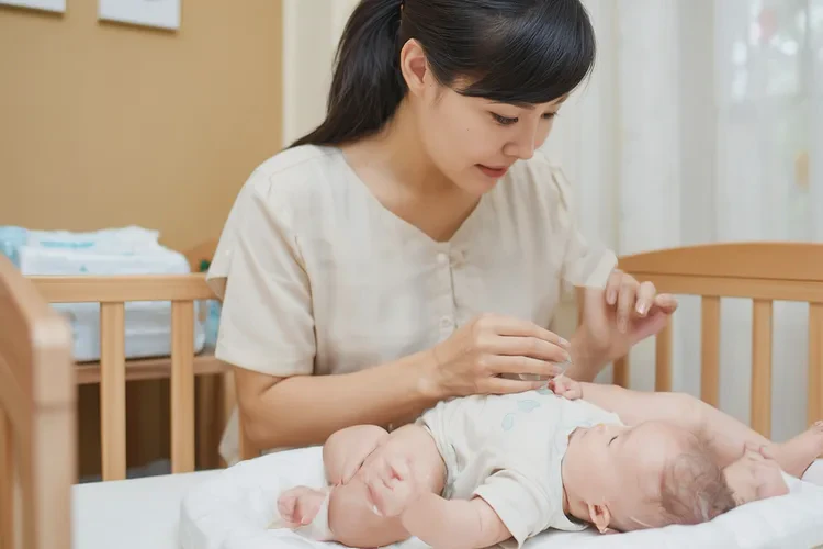 1月龄宝宝打完疫苗要注意什么问题(图1)