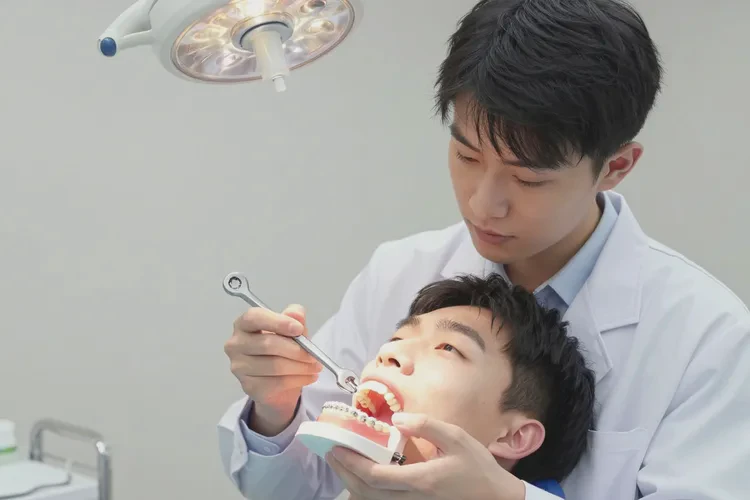 正畸牙齒骨釘要打多久才好(圖2)