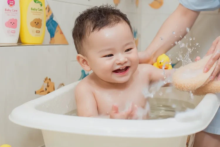 寶寶打疫苗前兩天可以洗澡嗎(圖1)